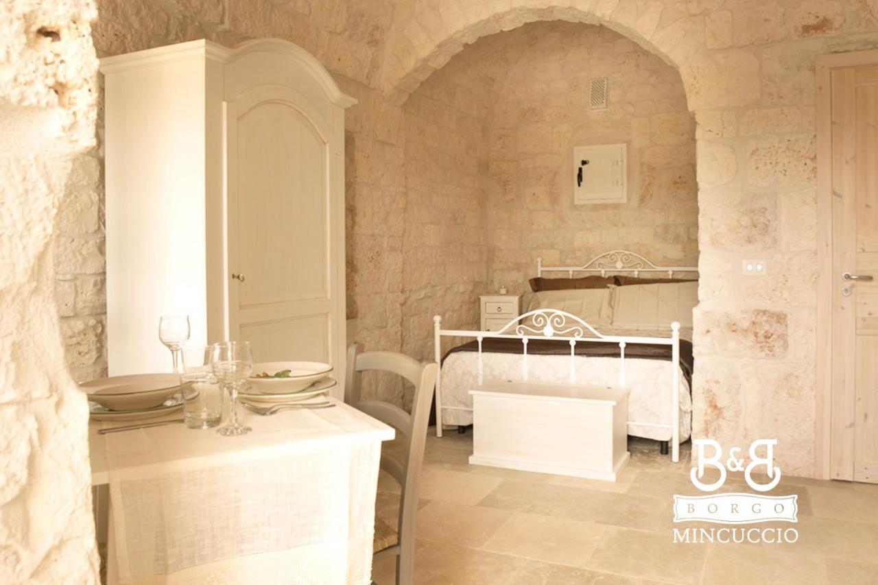 Borgo Mincuccio Bed and Breakfast Ostuni Exteriör bild