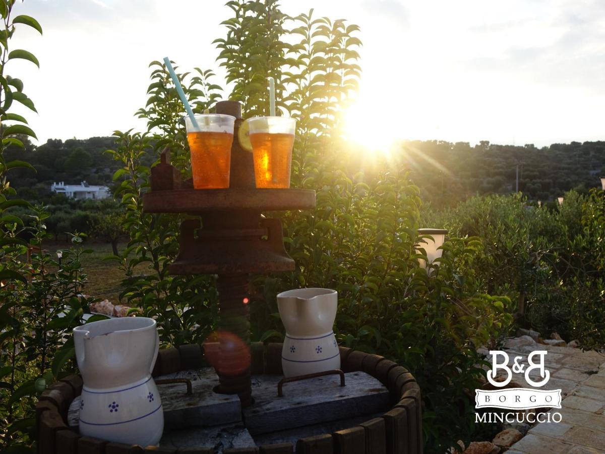 Borgo Mincuccio Bed and Breakfast Ostuni Exteriör bild