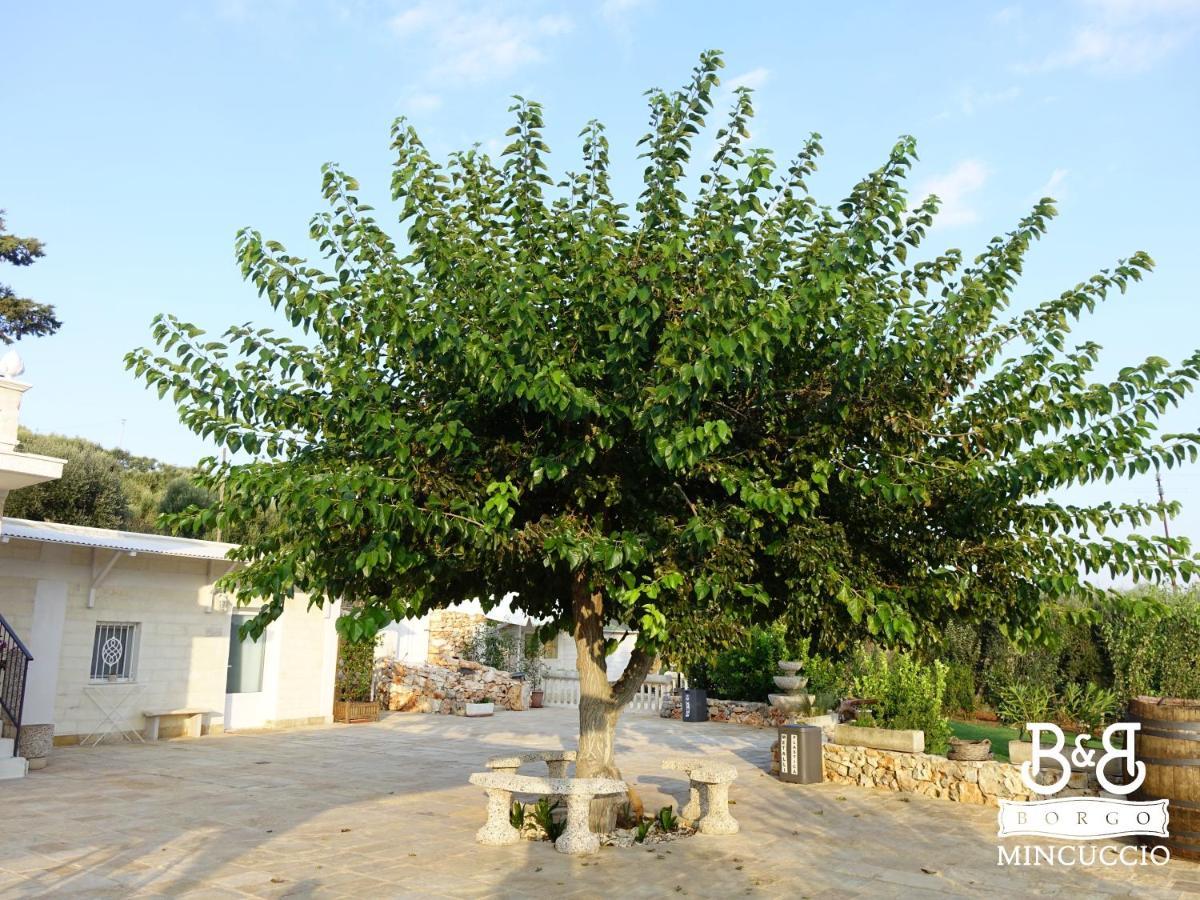 Borgo Mincuccio Bed and Breakfast Ostuni Exteriör bild